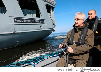 cycaty-fejm - @Cogito-sum: I sławny biskup polowy też tam będzie czekał, już płynie. ...