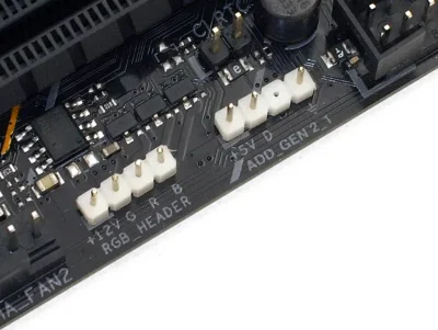 MePix - @klik: PWM to standard zasilania wentylatora, kontroluje jego obroty, ale nie...