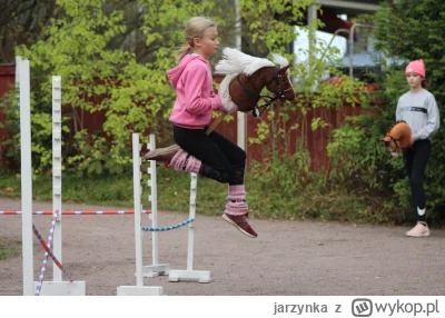 jarzynka - #madki kiedy córka chce nauczyć się jeździć konno ale ty wydałaś już 500+ ...