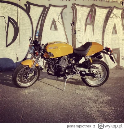 jestempiotrek - #ducati #motocykle 

Pogoda dopisała w weekend to można przewietrzyć ...