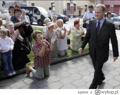 spinor - Tusk wszystkich po kątach rozstawia w UE, na teraz jest to najbardziej wpływ...