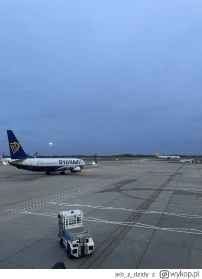 jebzdzidy - @Megasuper od rana z-------l na zakładzie, wszyscy w rozjazdach i trzeba ...