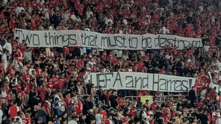 OscarGoldman - Jak myślicie czy tym razem UEFA zareaguje? xd, w koncu prawie że zosta...