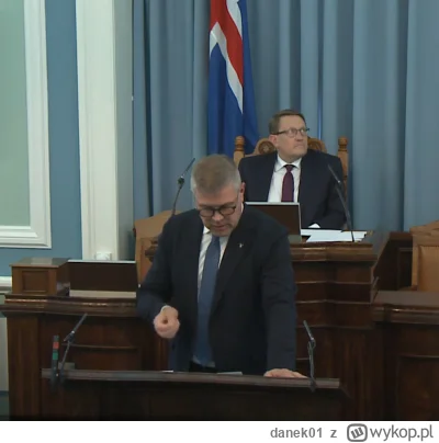 danek01 - Giertych własnie został premierem Islandii ( ͡° ͜ʖ ͡°)

#heheszki #polityka...