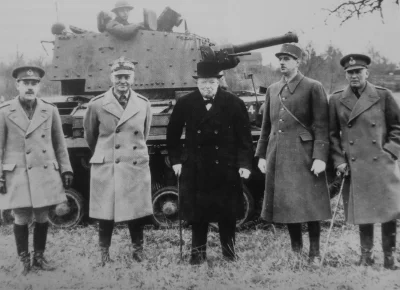wfyokyga - #!$%@? Churchill z de Gaulle, reszty nie kojarzę i Cruiser Mk.II za nimi