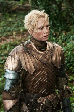 Wieczny_Prawiczek - @tasaku: Wygląda trochę jak ta aktorka grająca Brienne z Tartu z ...