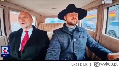 lukasz-lux - na głownej już jest, ale tu chyba nie

otóż jedzie antoni z kłeczkiem i ...