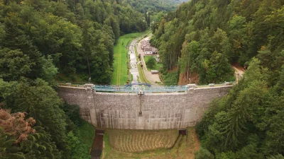 rodnekr - Za rok trzeba będzie odwiedzić tą perłę architektoniczną w międzygórzy ( ͡°...