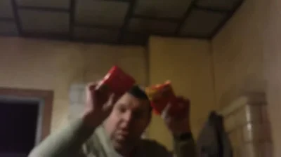 diwanin100 - Wchodze do sklepu z ubraniami cos poogladac w ciszy i spokoju.
Baba tam ...