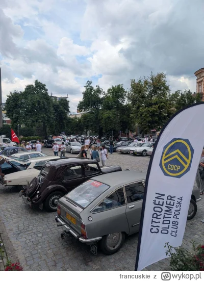 francuskie - TERAZ zapraszamy na rynek w Rzeszowie #citroen #oldtimery #samochody #mo...