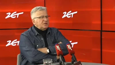 Nighthuntero - Komorowski masakruje Czaskoskiego XDD
#polityka #wybory