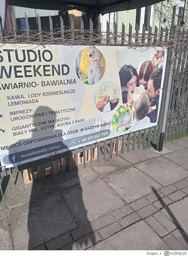 Doiges - @GELO1910: Tutaj. Główna atrakcja - jedzenie z jednej michy w 7 osób.