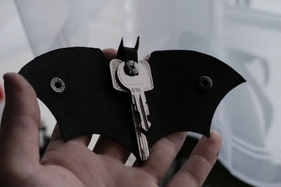 Klaakier - Dziś pokażę mojego dumnego Batmana do kluczy. 
Projekt własny, pomysł jak ...