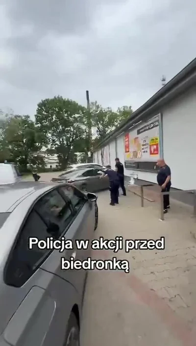CH3j - Co tak właśnie sie stało?
#policja #ch3j
https://streamable.com/os0h7b