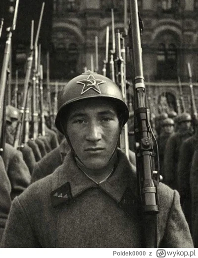 Poldek0000 - #rosja
Zdjęcie było opisane jako:
Soviet Soldier in a parade in Moscow, ...