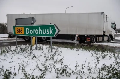 skrajnie-umiarkowany - PILNE! Wójt rozwiązuje protest przewoźników w Dorohusku
Podawa...