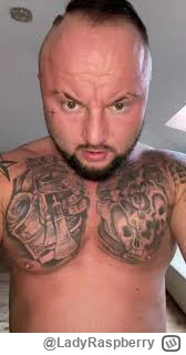 LadyRaspberry - sparuje z zawodnikami gromdy, tylko sportowe życie, sport to moje hob...