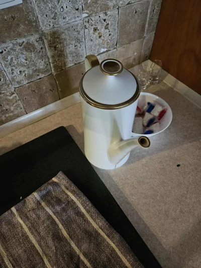 memegauste - Byłem na imprezie na której 60-letni kolo o ksywie papa częstował mnie m...