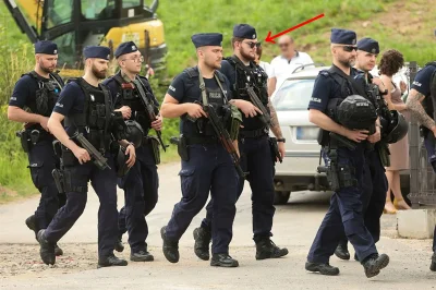 P.....2 - Każdy kierowca wie, że takie okulary, to się co najwyżej na sopockie molo n...