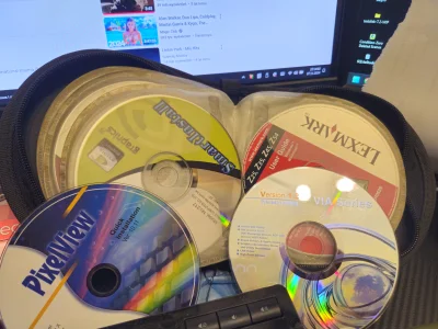 J.....k - @albanskiwirus pamiątka po pierwszym kompie :) młody jestem i biedny byłem,...