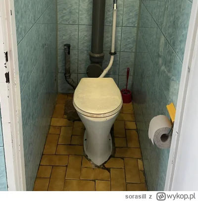 sorasill - @Zgrywajac_twardziela: wygląda / nie wygląda, kible z półeczką to relikt, ...