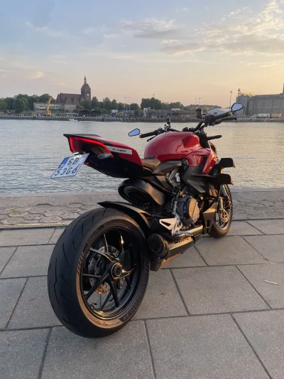 wiktorbo - #motocykle #gdansk

Lubie tę miejscówkę ( ͡° ͜ʖ ͡°)