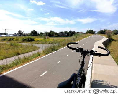 CrazyxDriver - By sobie usiąść i odpocząć to najlepiej w cieniu.
Co nie?
#rower #anki...