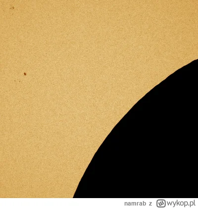 namrab - Zblizenie na granulację powierzchni Słońca podczas częściowego zaćmienia w p...