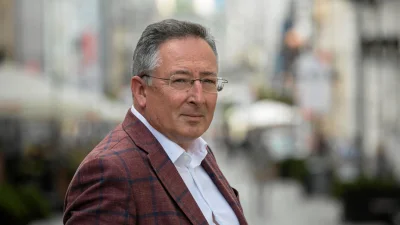 MrRedz - Mam nadzieję że ten człowiek jeszcze długo będzie się śnił po nocach funkcjo...