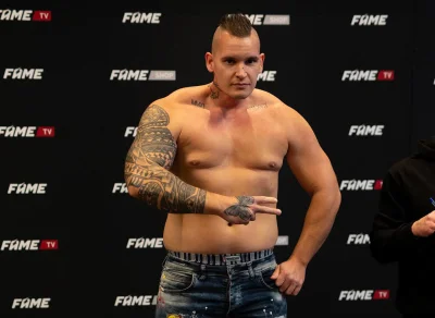 ADBUSTER2024GRASZ - #famemma dajcie jeszcze tego zadymiarza na karte