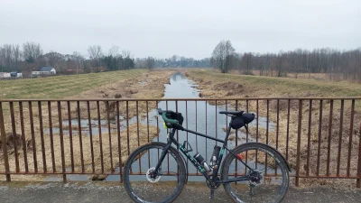 SnikerS89 - Ostatni most na rzeczce Prut, w tle ujście do Narwi