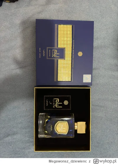 Megawonsz_dziewienc - Chłop kupił na próbę #perfumy za 100zl, są zapakowane jakby kos...