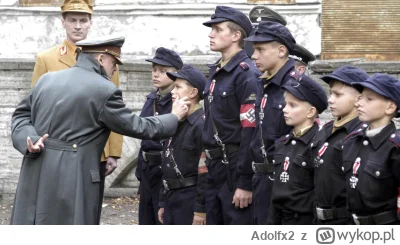 Adolfx2 - #ukraina Wołodia namaszcza ostatnich członków specnazu przed swoim bunkrem,...