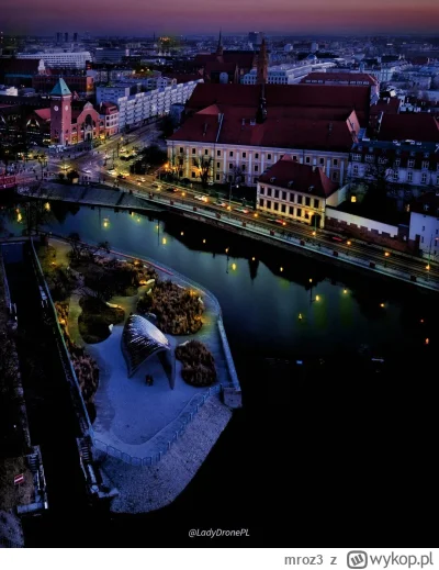 mroz3 - #dziendobry Chłodno, pochmurno.

WIATR............ północno zachodni (NW) z p...