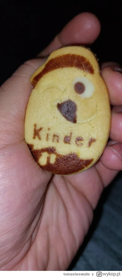 tomasheswuite - Znajoma twarz na tym ciastku.