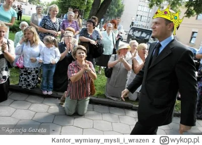 Kantorwymianymysliiwrazen - @GwaltowneWypaczenieCzasoprzestrzeni: ( ͡° ͜ʖ ͡°)ﾉ⌐■-■