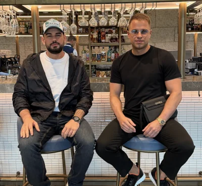 okoboji - a kiedy ktoś zrobi materiał o gościu z royal watch?
dawać commentary bo tem...