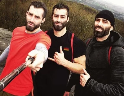 Larsberg - Chłopski #spierdotrip z kolegami z tagu #przegryw 
A wy jak spędzacie week...