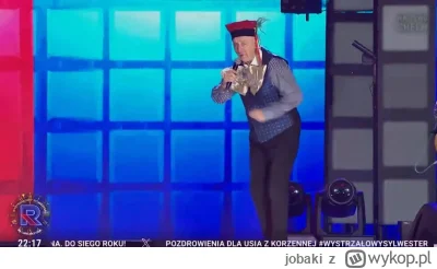 jobaki - Rosiewicz jak co roku gniecie system. #republika #tvrepublika #sylwesterzwyk...