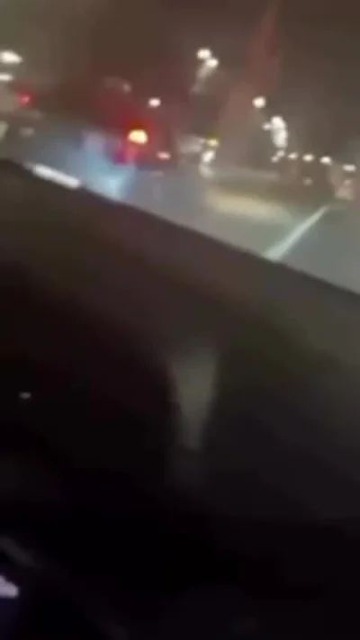 sperg44 - gangsterki w mediach ciąg dalszy Denis goni młodą elane samochodem. Nie pat...