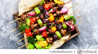 CultedelaRaison - @kutang__pan: Wegańskie "szaszłyki" z drewnianą rurką imitującą koś...