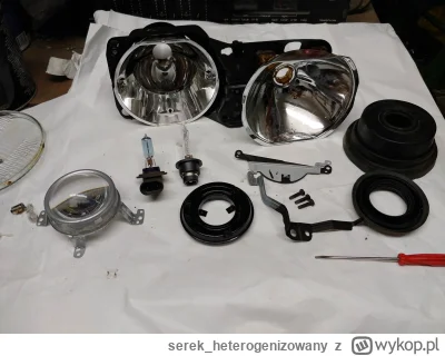 serek_heterogenizowany - @dolor: Znalazłem jeszcze zdjęcie jak rozbierałem lampy prze...