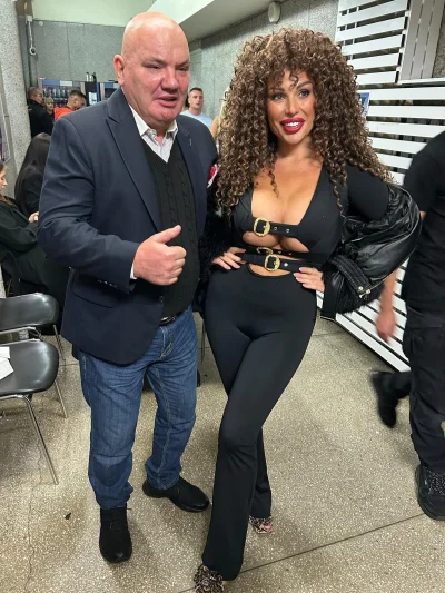 Jaurbanpl - ale żeście ekipę zmontowali ( ͡° ͜ʖ ͡°)
#famemma