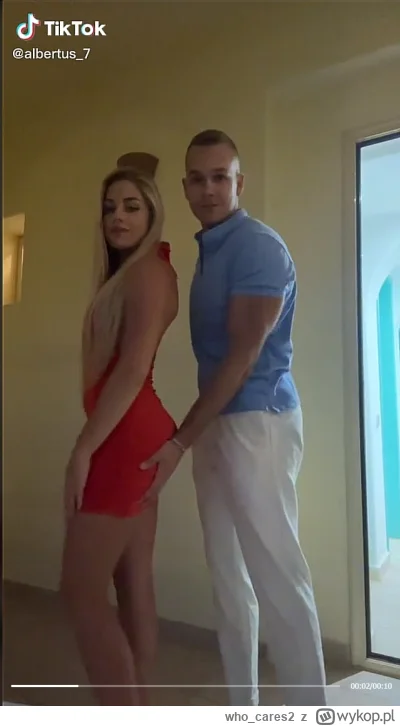 w.....2 - @Kamilek46: A to jej chłopak czy to Ty ja klepiesz po tyłku i całujesz?