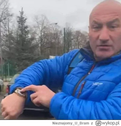 NieznajomyUBram - Już po 23 
a nie ma scatu i mikrusów. 
#przegryw
