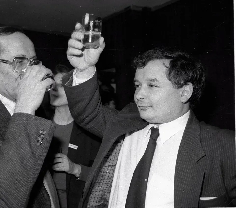 Destylator_bigosu - @JedenWielkiBanan: