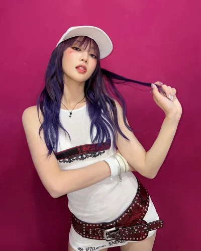 XKHYCCB2dX - #koreanka #minnie #gidle #tajka