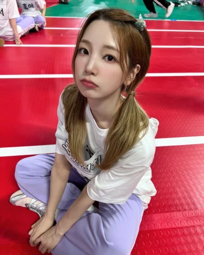 XKHYCCB2dX - #koreanka #yeonhee #rocketpunch