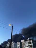 Stgx - Jakie miasto - taka zorza

#warszawa #zorza #pozar #dymy #astronomia