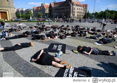 Aeterno - Do ludzi z Poznania. Czy dziś Julki też tak leżały na ziemi w nawiązaniu do...